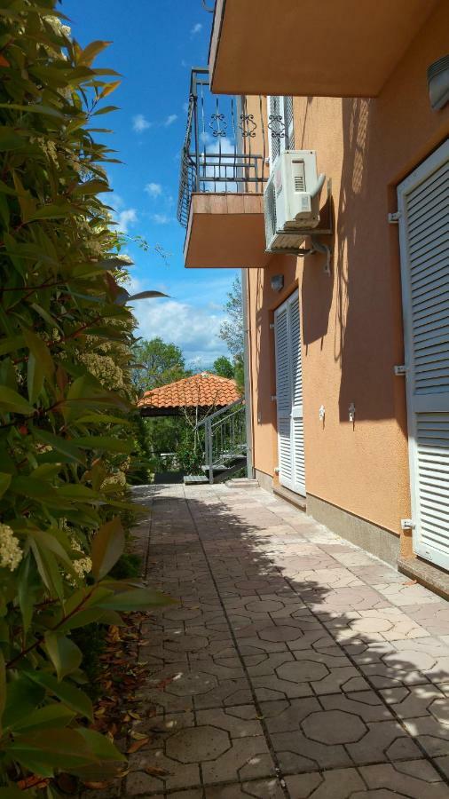 Apartments Eden Ядраново Экстерьер фото